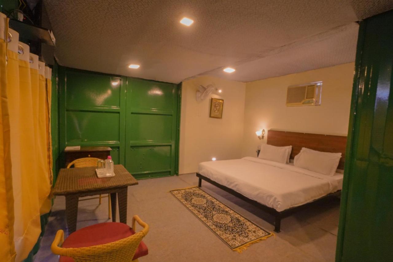 Royal Ocean Resort Jaipur Luaran gambar